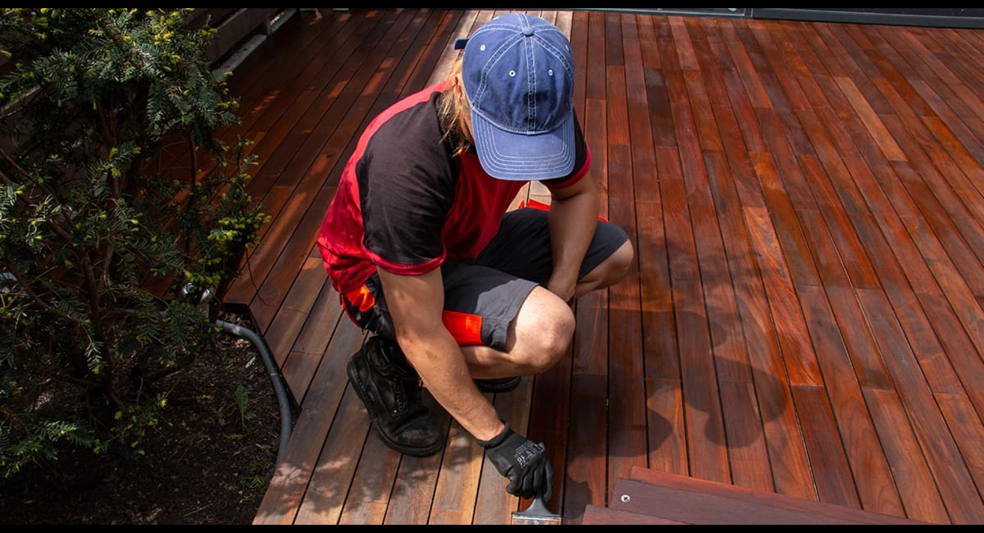 What Insurance Do Calgary Deck and Fence Contractors Need